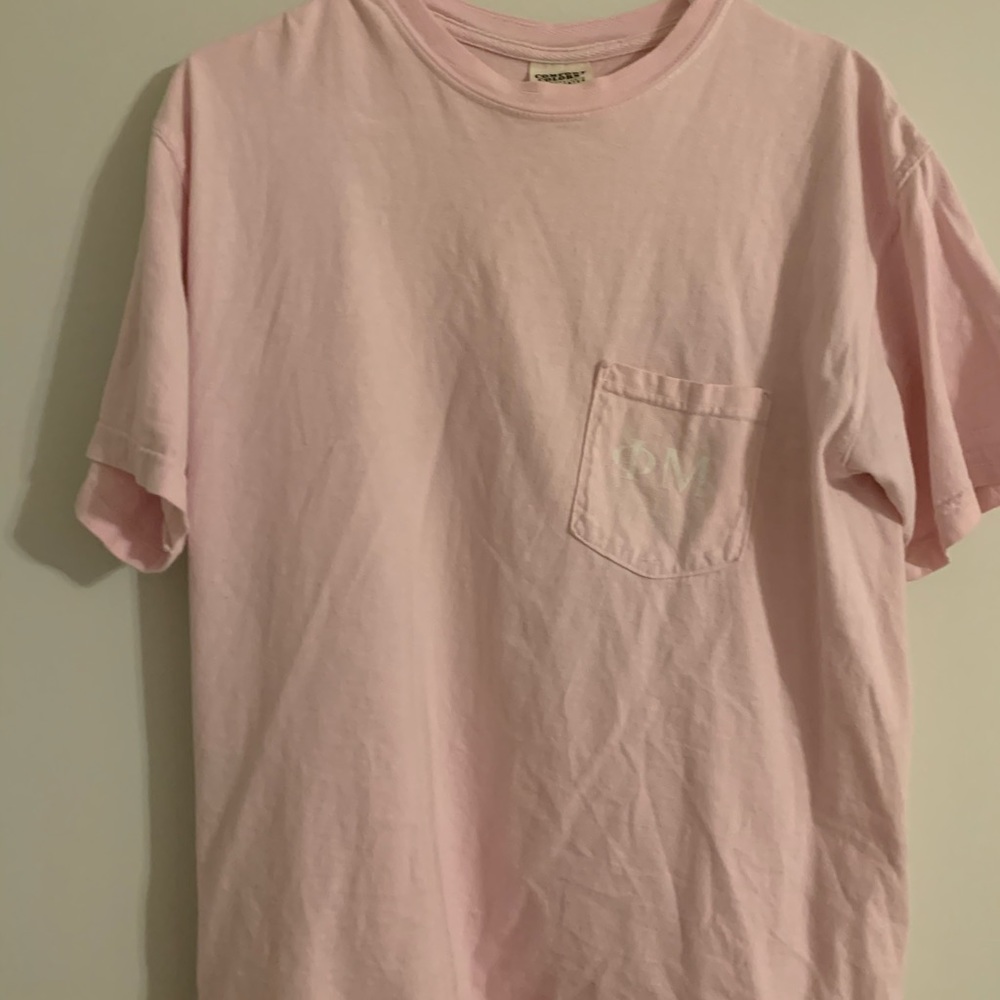 Comfort colors t shirt